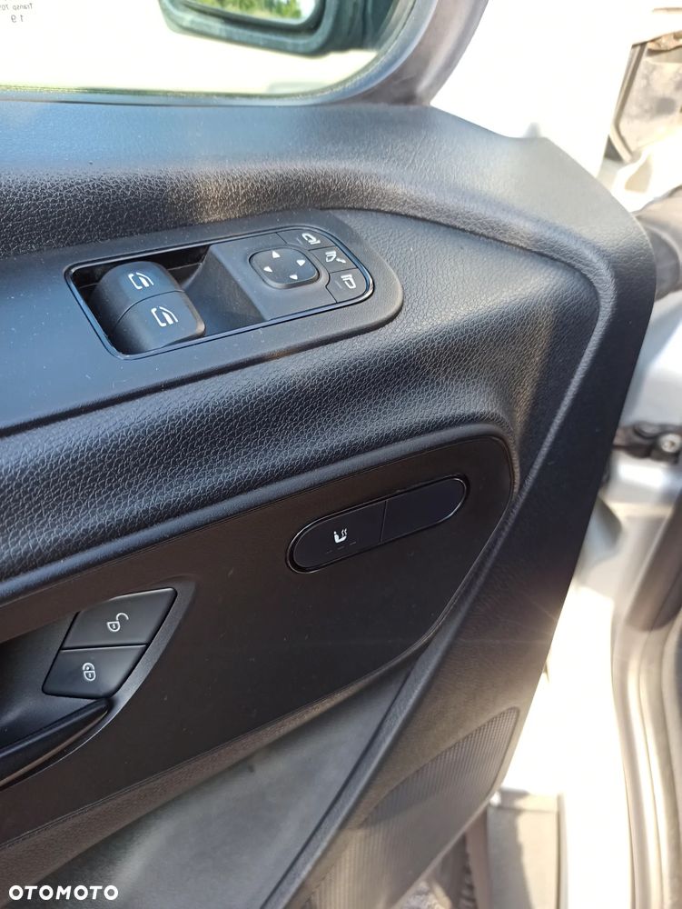 Mercedes-Benz SPRINTER 316CDI 2020R L2H2 AUTOMAT KAMERA 360° KLIMATRONIC TEMPOMAT LEDY KEYLESS GO HAK WEBASTO ŁADNY ZADBANY - 10