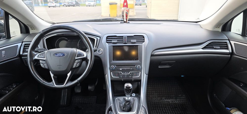 Ford Mondeo 1.5 TDCi ECOnetic Start-Stopp Titanium - 8