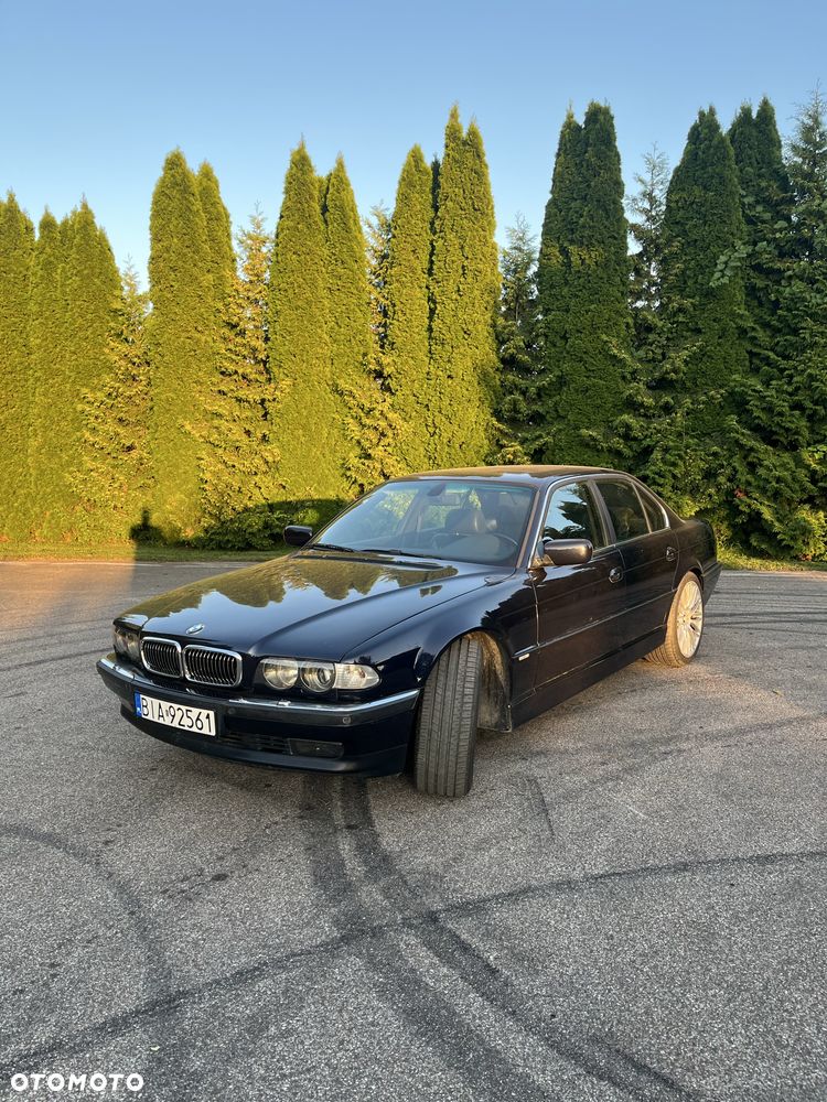 BMW Seria 7 - 2