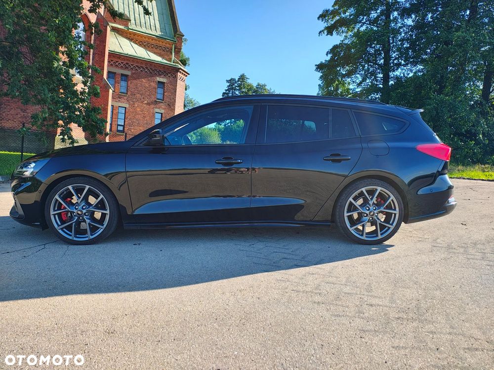 Ford Focus 2.3 EcoBoost ST - 1