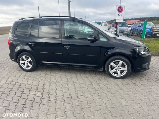 Volkswagen Touran - 9