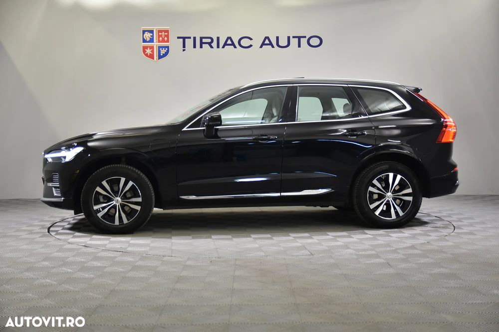 Volvo XC 60 T6 AWD Recharge Geartronic Inscription - 3