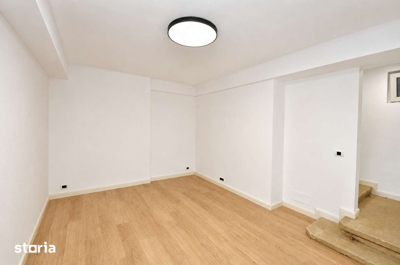 Apartament cu 3 Camere Potrivit pentru Birou - Victoriei — fotografia 1