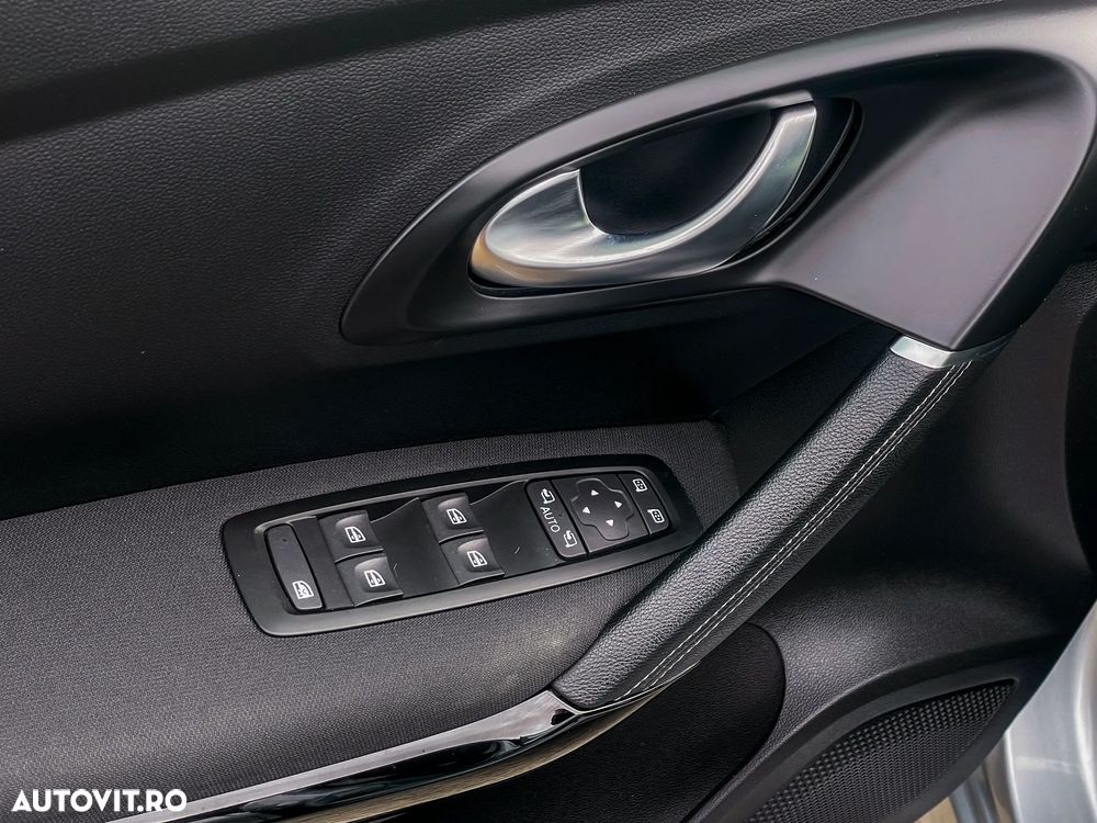 Renault Kadjar BLUE dCi EDC Intens - 14