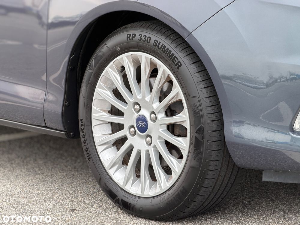 Ford B-MAX - 35