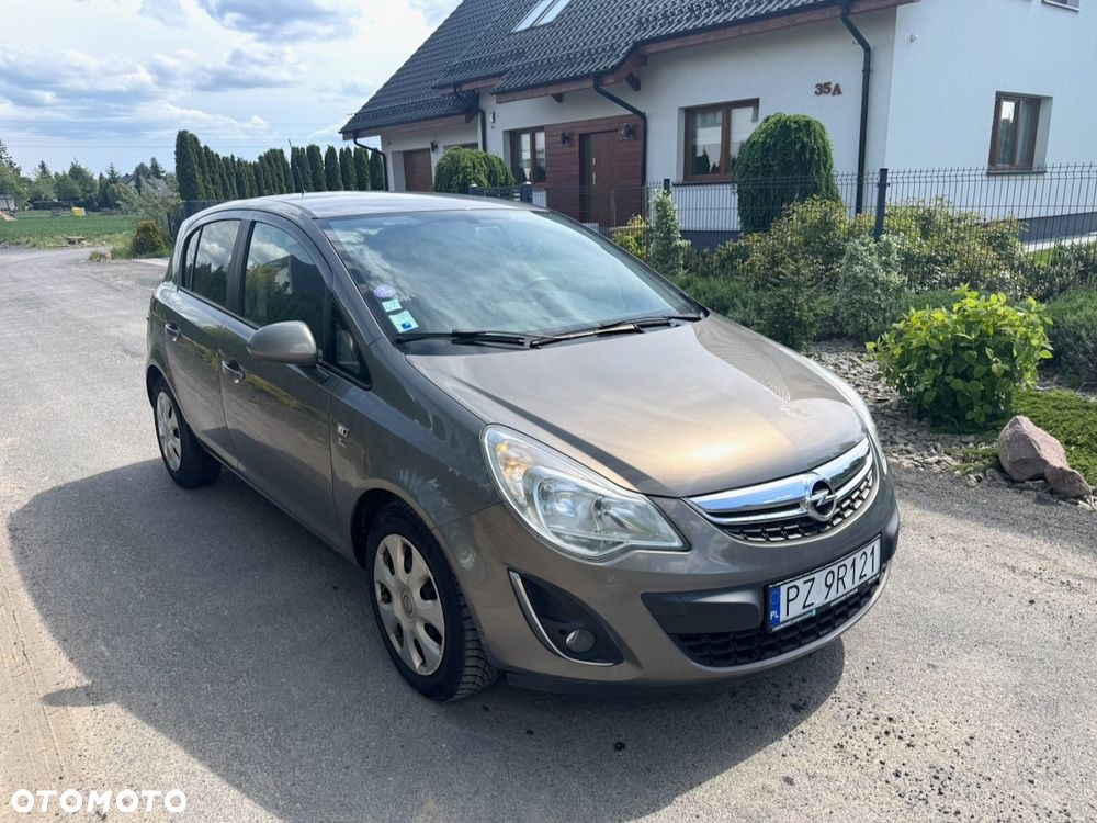 Opel Corsa 1.4 16V 150 Jahre - 3