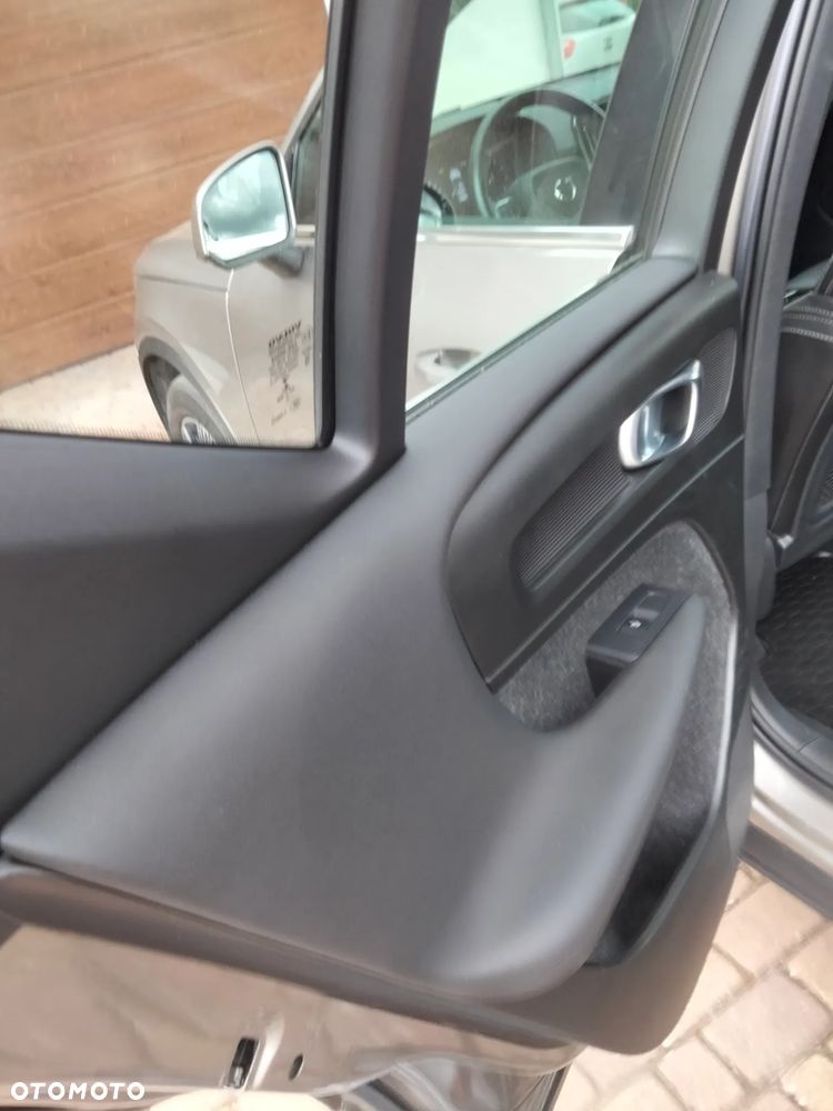 Volvo XC 40 T4 Geartronic Inscription - 23