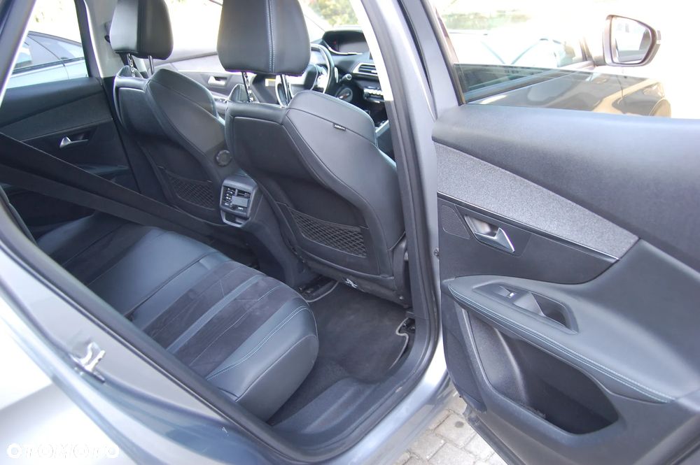 Peugeot 3008 - 23