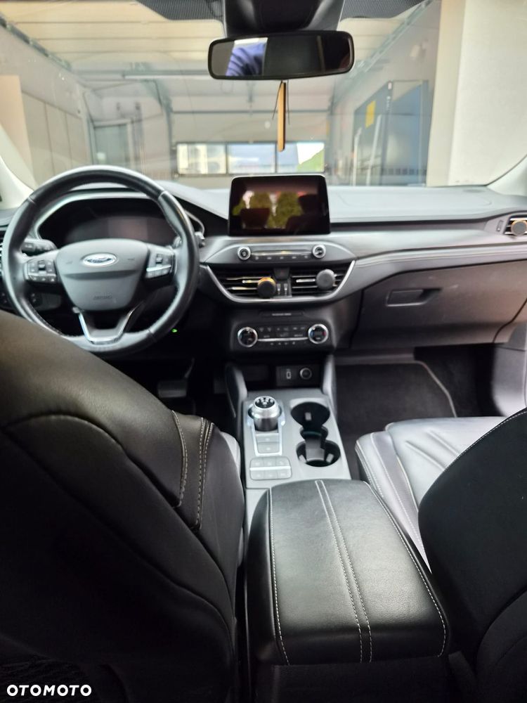 Ford Focus 1.5 EcoBoost Vignale - 11