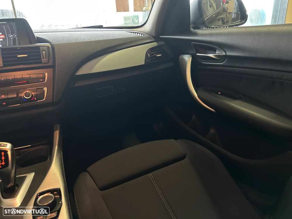BMW 118 dA Line Sport - 16