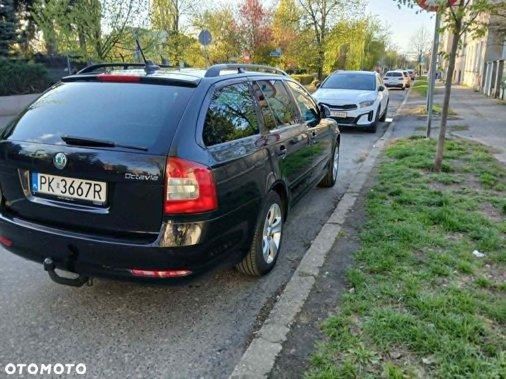 Skoda Octavia 2.0 TDI DPF Elegance - 14
