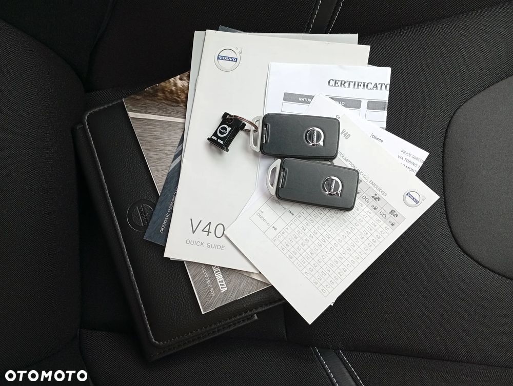 Volvo V40 - 8