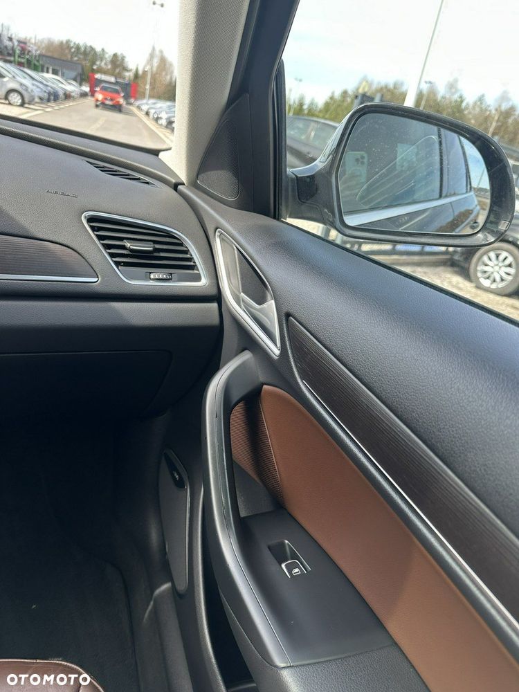 Audi Q3 - 18