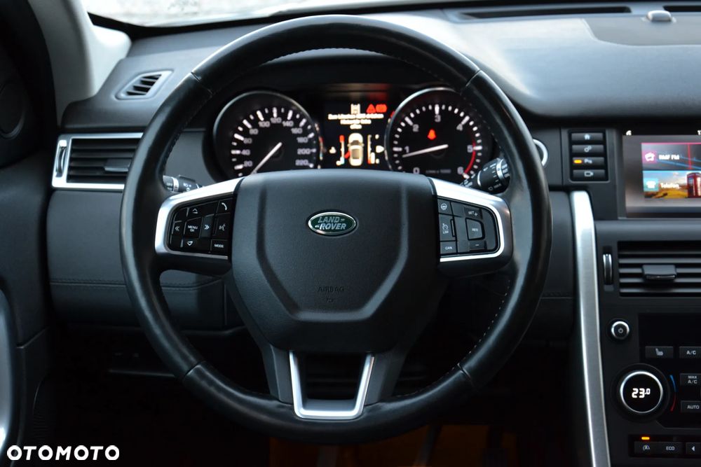 Land Rover Discovery Sport - 25