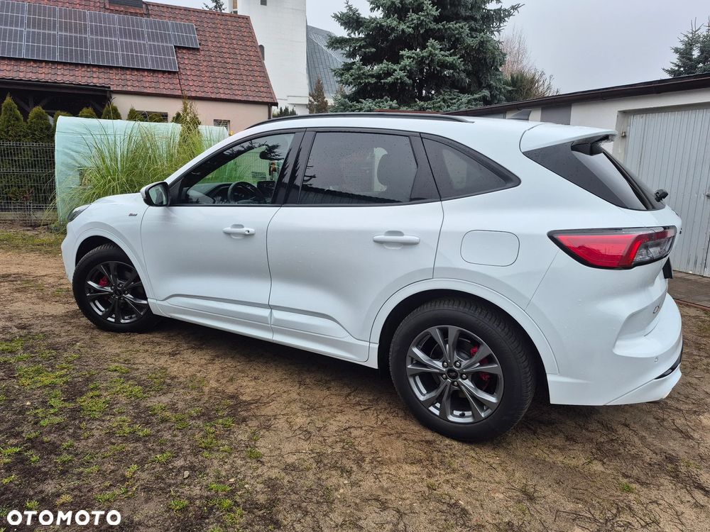 Ford Kuga 1.5 EcoBoost ST-LINE - 9