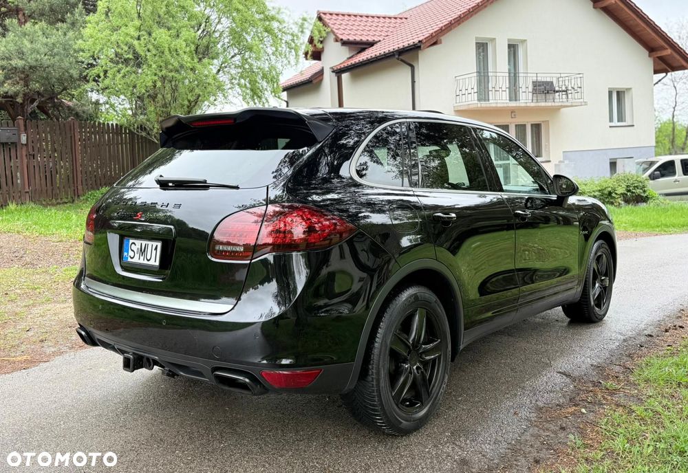 Porsche Cayenne - 8