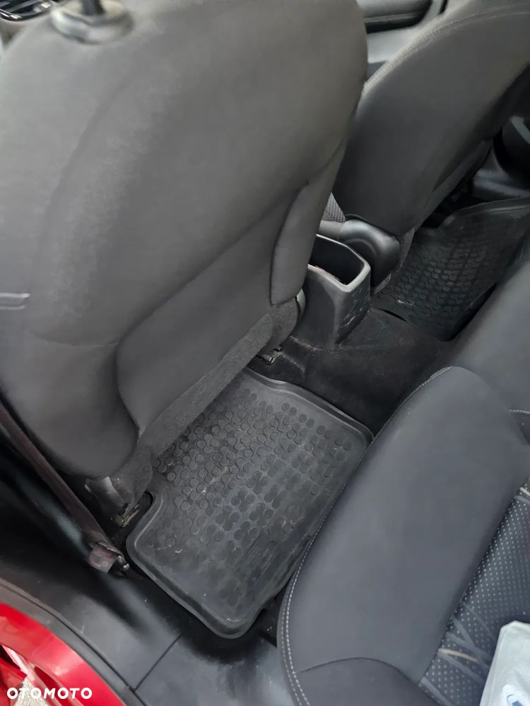 Peugeot 208 1.4 VTi Active - 17