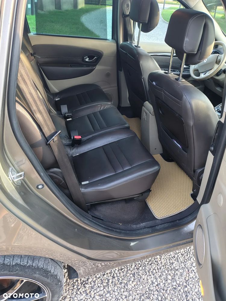 Renault Scenic dCi 130 FAP Bose Edition - 8