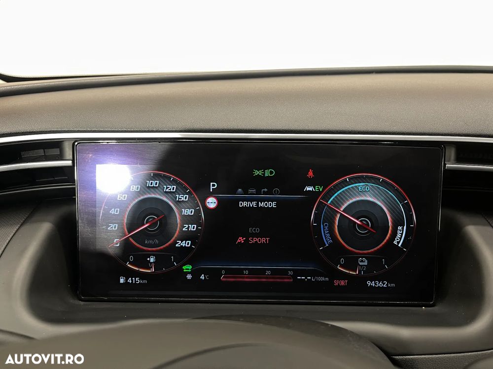 Hyundai Tucson 1.6 T-GDi HEV 2WD Advantage - 24