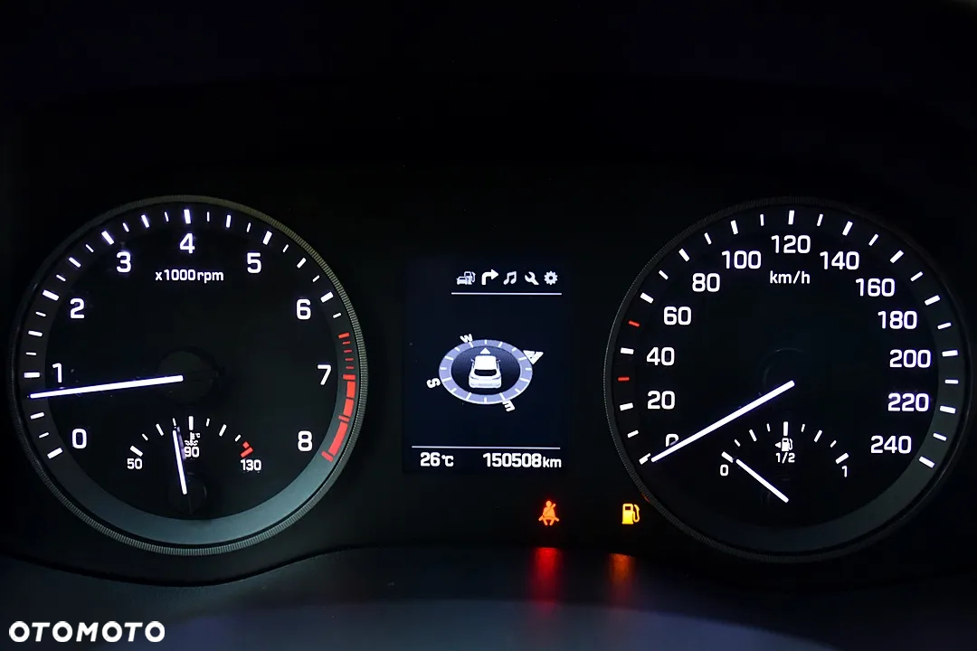 Hyundai Tucson 1.6 GDi 2WD Select - 22