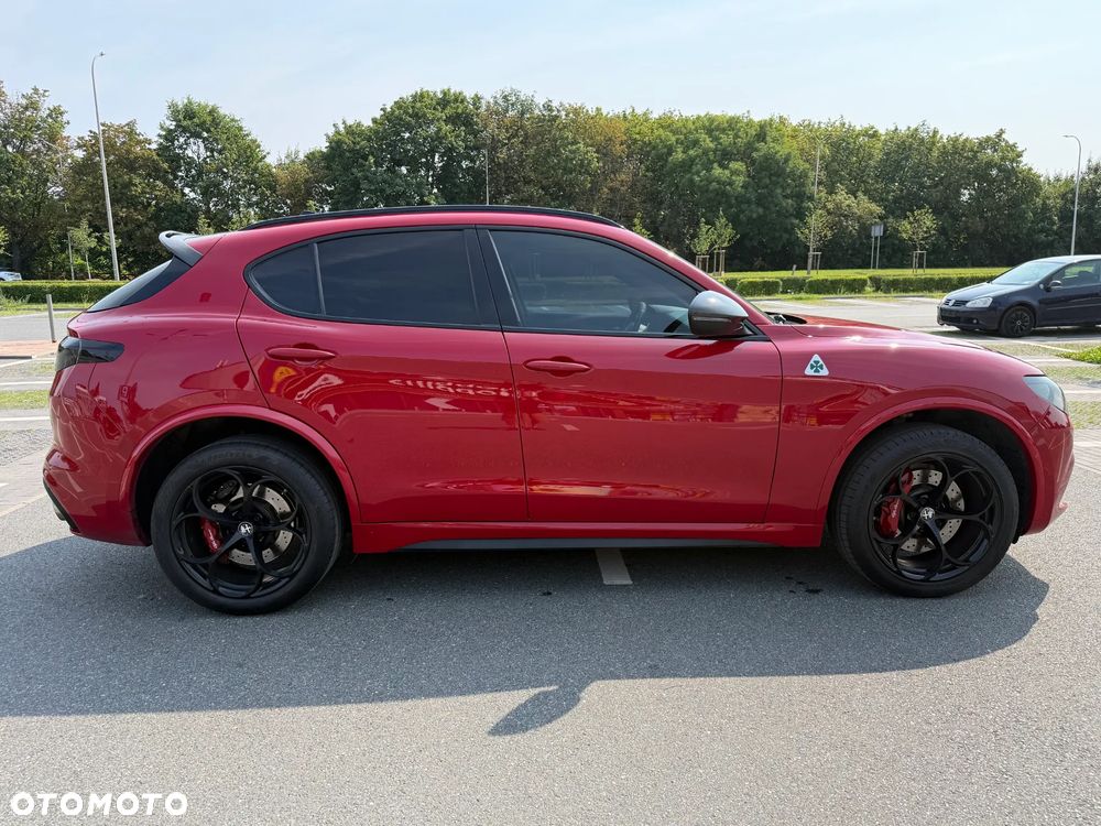 Alfa Romeo Stelvio 2.9 V6 Bi-Turbo Quadrifoglio Q4 - 19