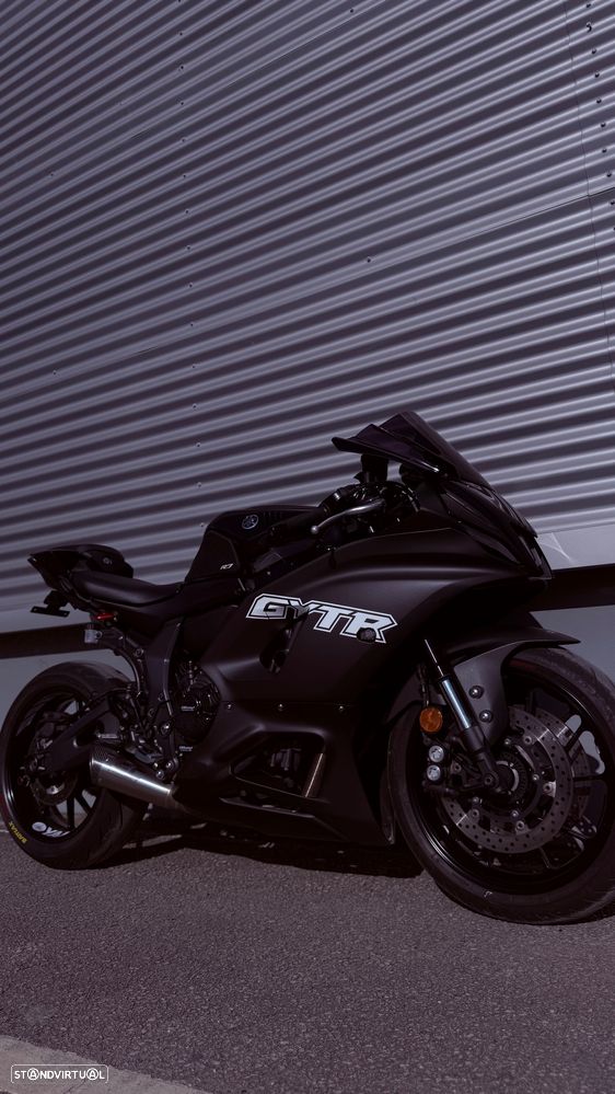 Yamaha R R7 - 7