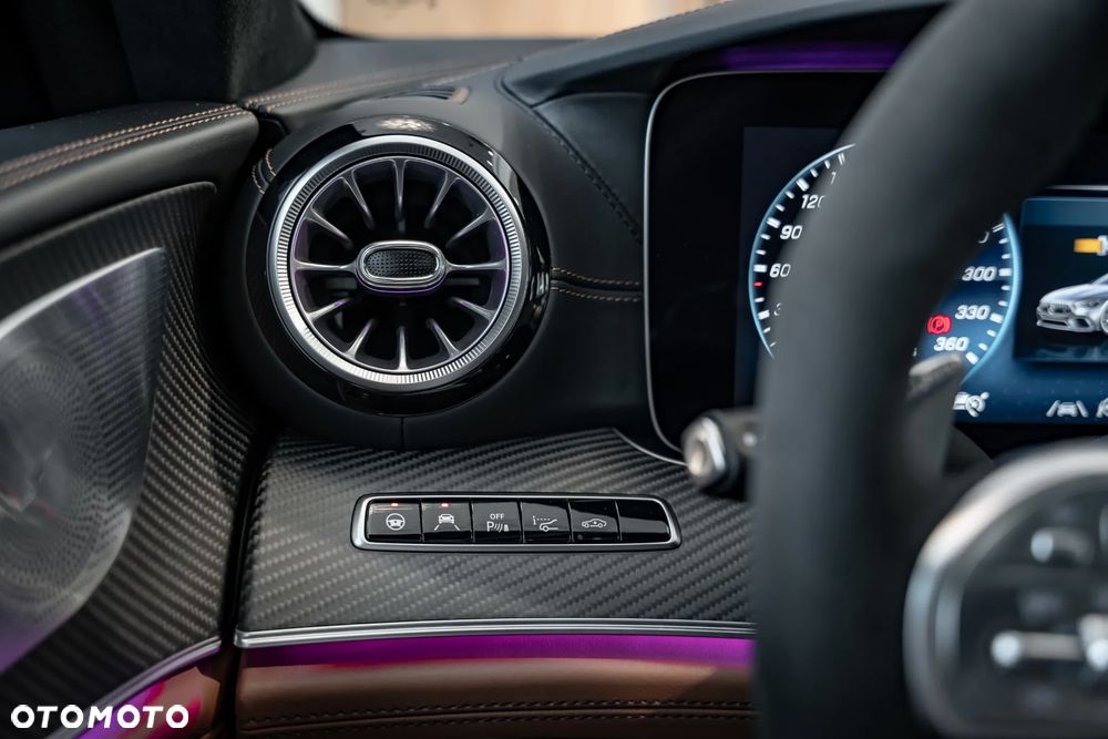 Mercedes-Benz AMG GT - 26