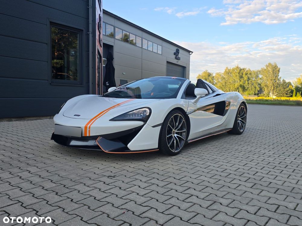 McLaren 570S Spider - 11