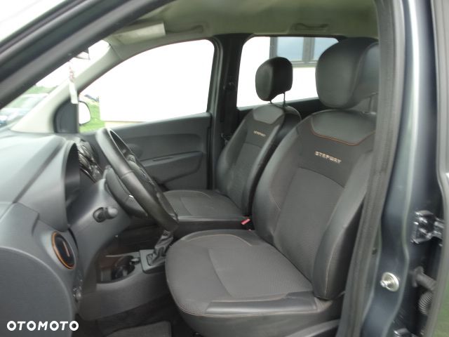 Dacia Lodgy TCe 115 Stepway - 10