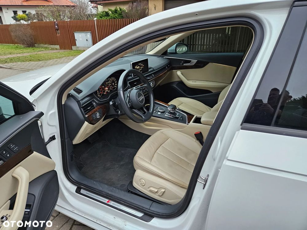 Audi A4 Limousine 40 TFSI S tronic S line - 12