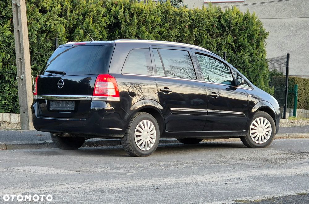 Opel Zafira 1.6 Edition - 10