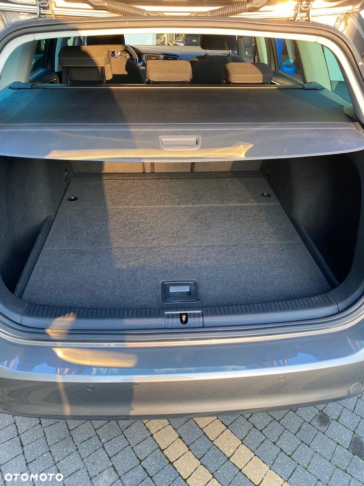 Volkswagen Golf - 14