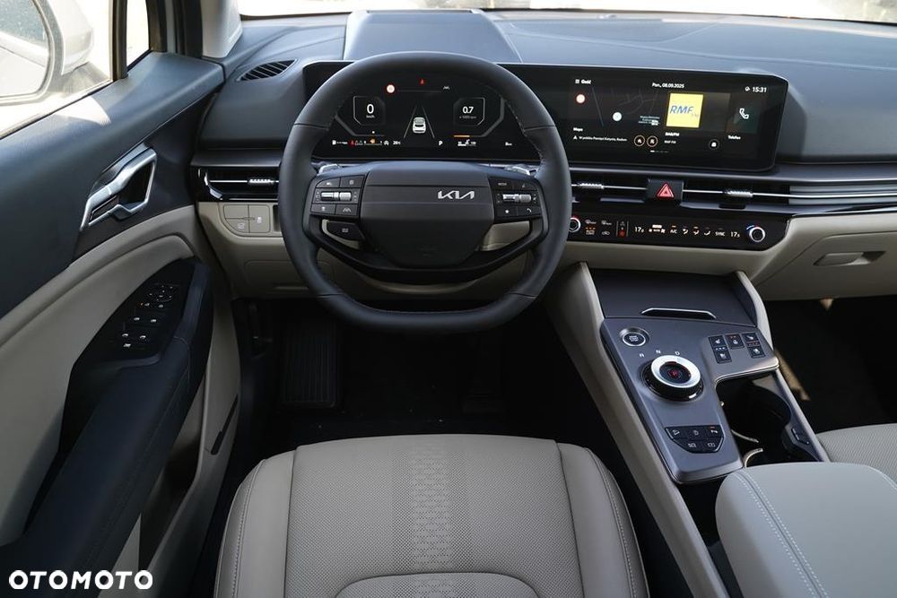 Kia Sportage 1.6 T-GDI Business Line 2WD DCT - 17