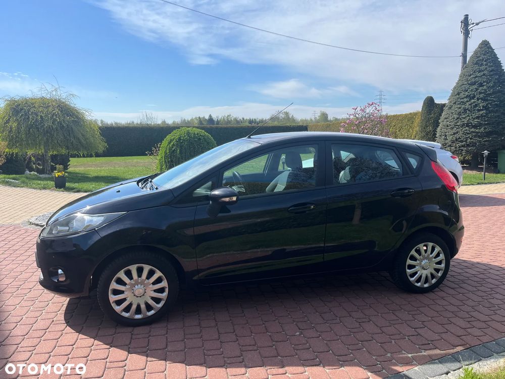 Ford Fiesta 1.25 Champions Edition - 4