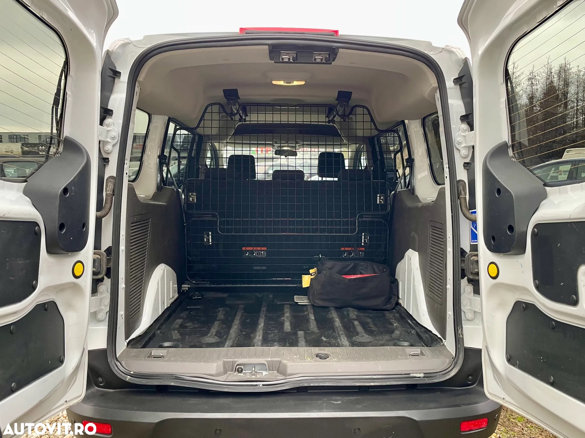 Ford Transit Connect 1.5 EcoBlue 100CP 6MT Kombi L2 Trend - 27