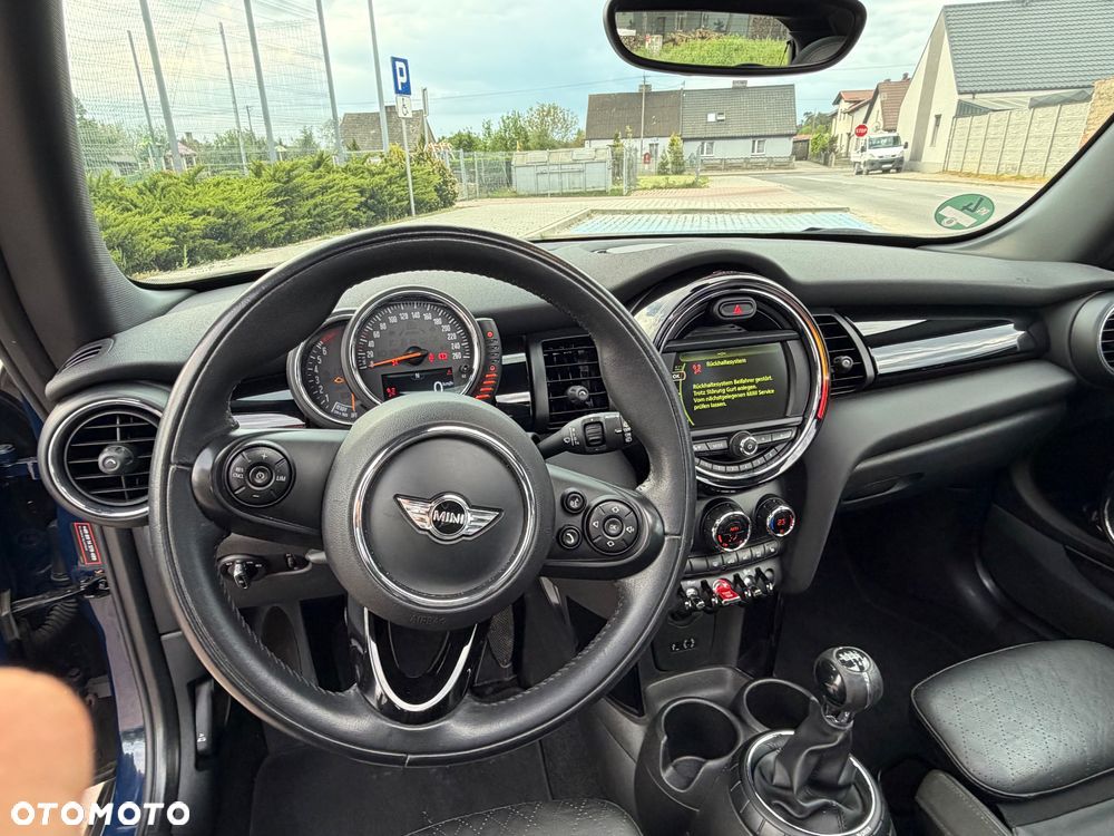 MINI Cooper Seven Chili - 37