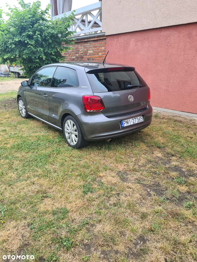Volkswagen Polo 1.2 TSI Highline - 2