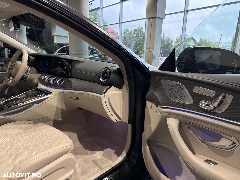 Mercedes-Benz AMG GT 53 4MATIC+ - 26