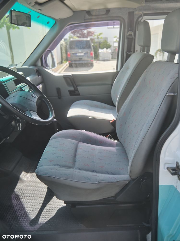 Volkswagen California - 14