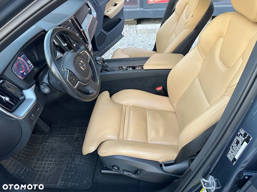 Volvo XC 60 B5 B AWD Geartronic Momentum Pro - 7