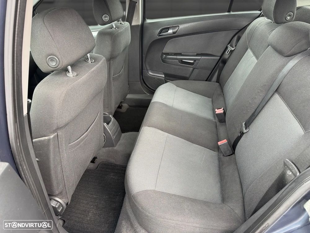 Opel Astra 1.3 CDTI Edition - 11