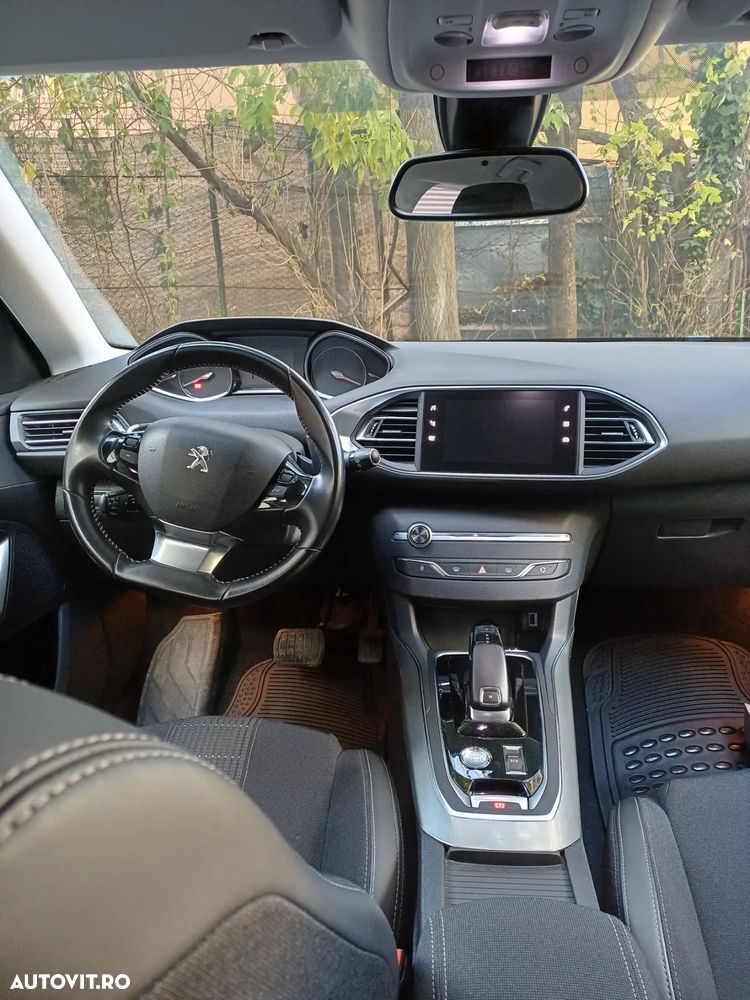Peugeot 308 SW 1.2L PureTech S&S EAT8 Allure Pack - 4