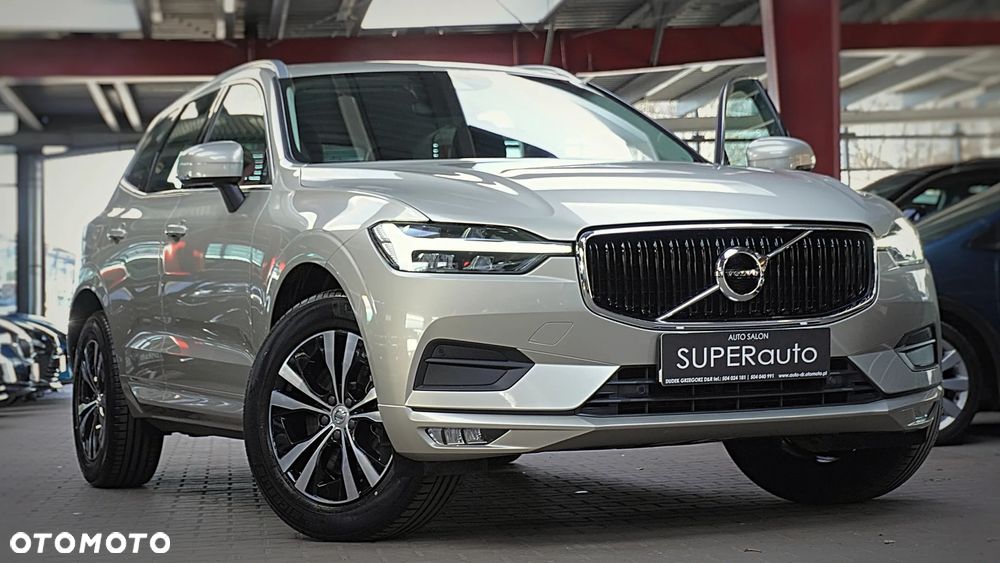 Volvo XC 60 T4 Momentum Pro - 1