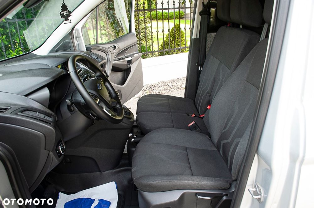 Ford Transit Connect - 16