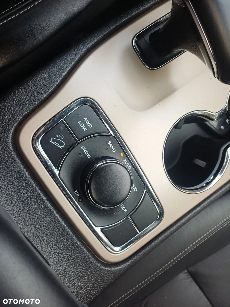 Jeep Grand Cherokee - 20