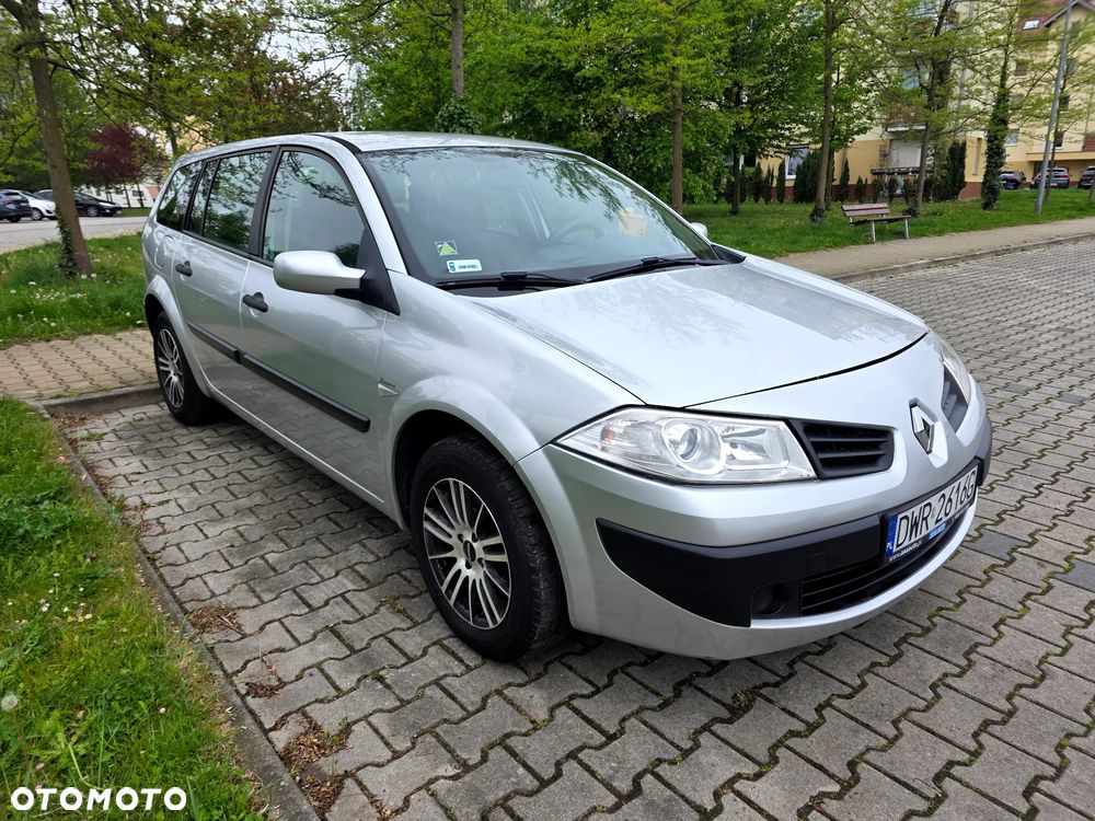 Renault Megane 1.6 16V 110 Dynamique - 11