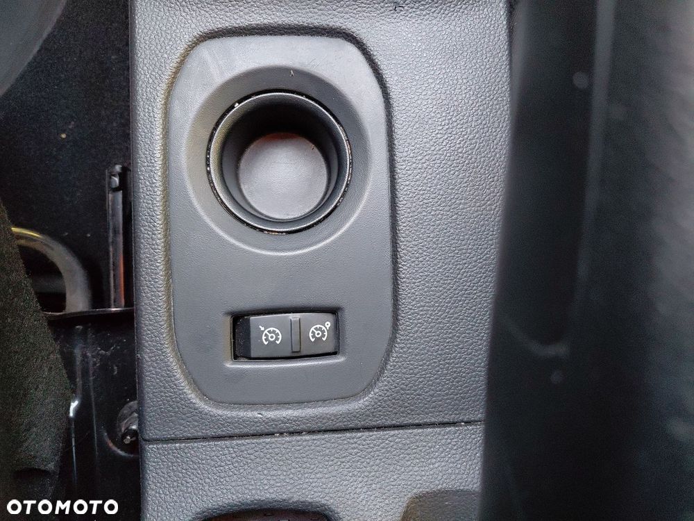 Dacia Duster 1.6 SCe Comfort - 25