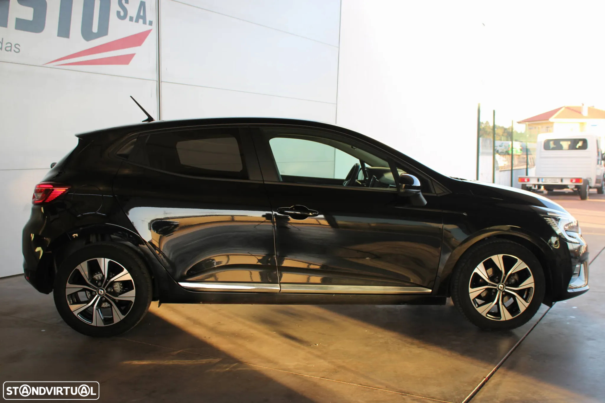 Renault Clio 1.0 TCe Evolution Bi-Fuel - 5
