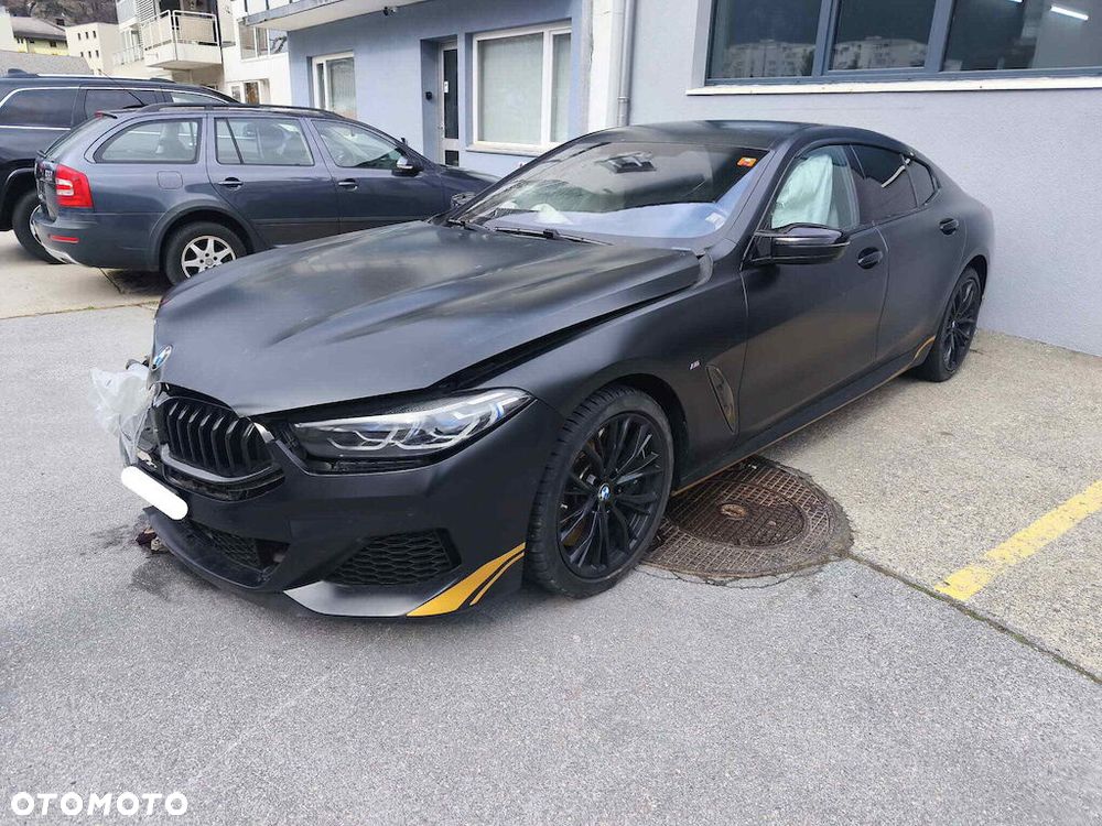 BMW Seria 8 - 2