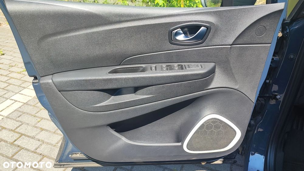 Renault Captur ENERGY TCe 90 Experience - 24
